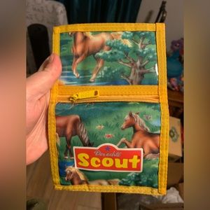 See echte scout horse wallet